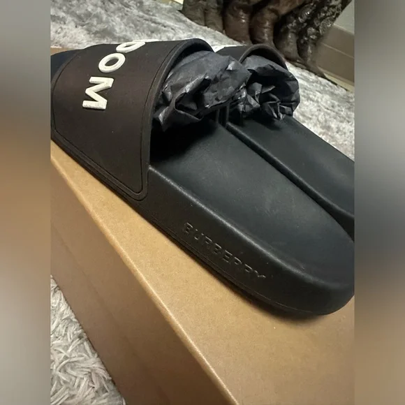 Burberry sandal - Picture 6 of 9